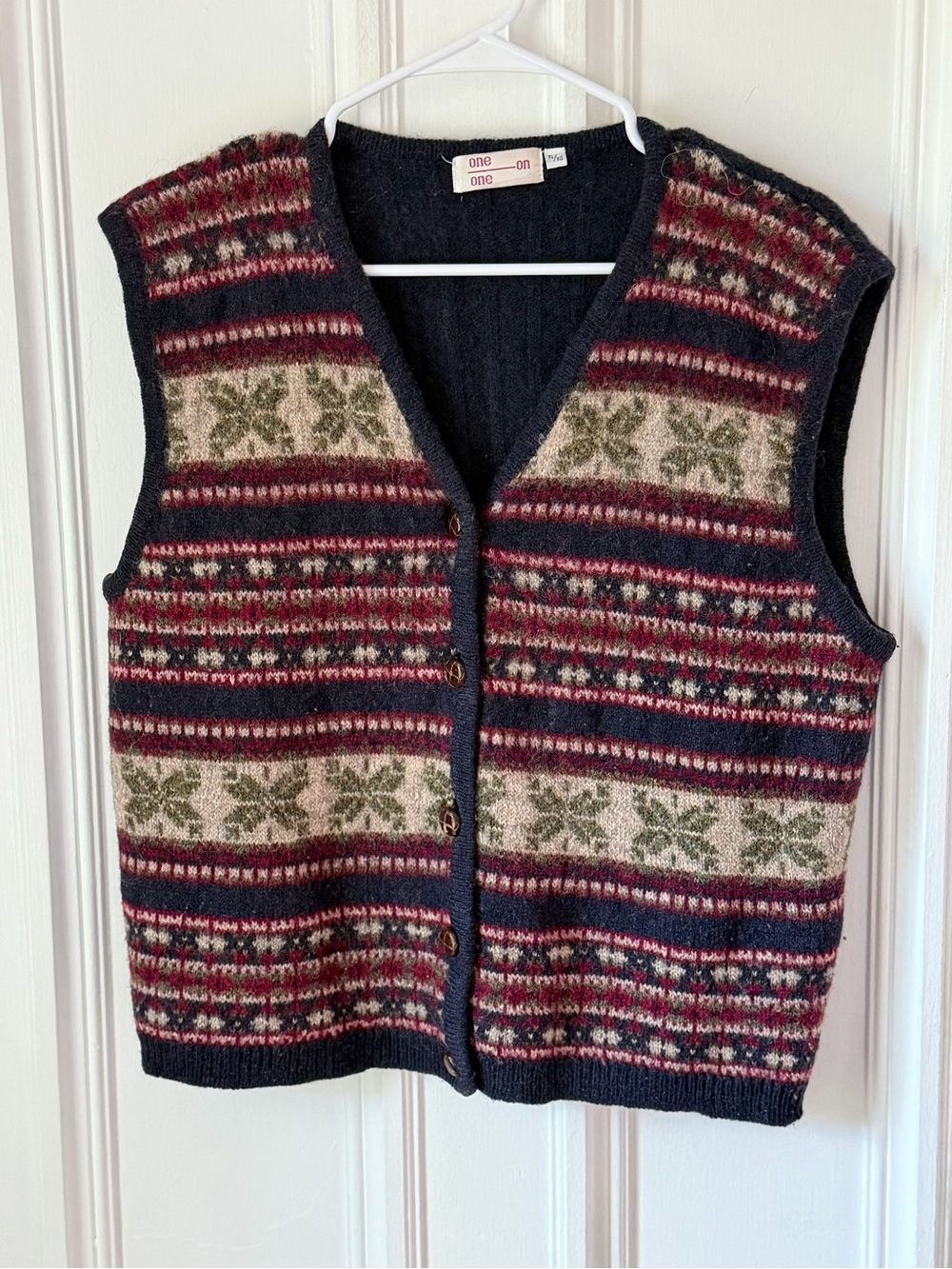 Vintage One on One 100% Shetland Wool Fair Isle Sweater Vest. Button Up